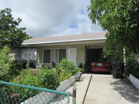 813 S B Street Lake Worth Beach FL 33460