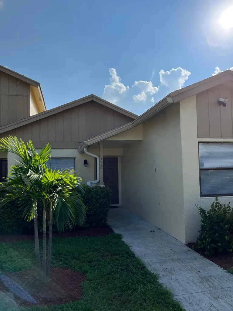 1296 White Pine Drive Wellington FL 33414
