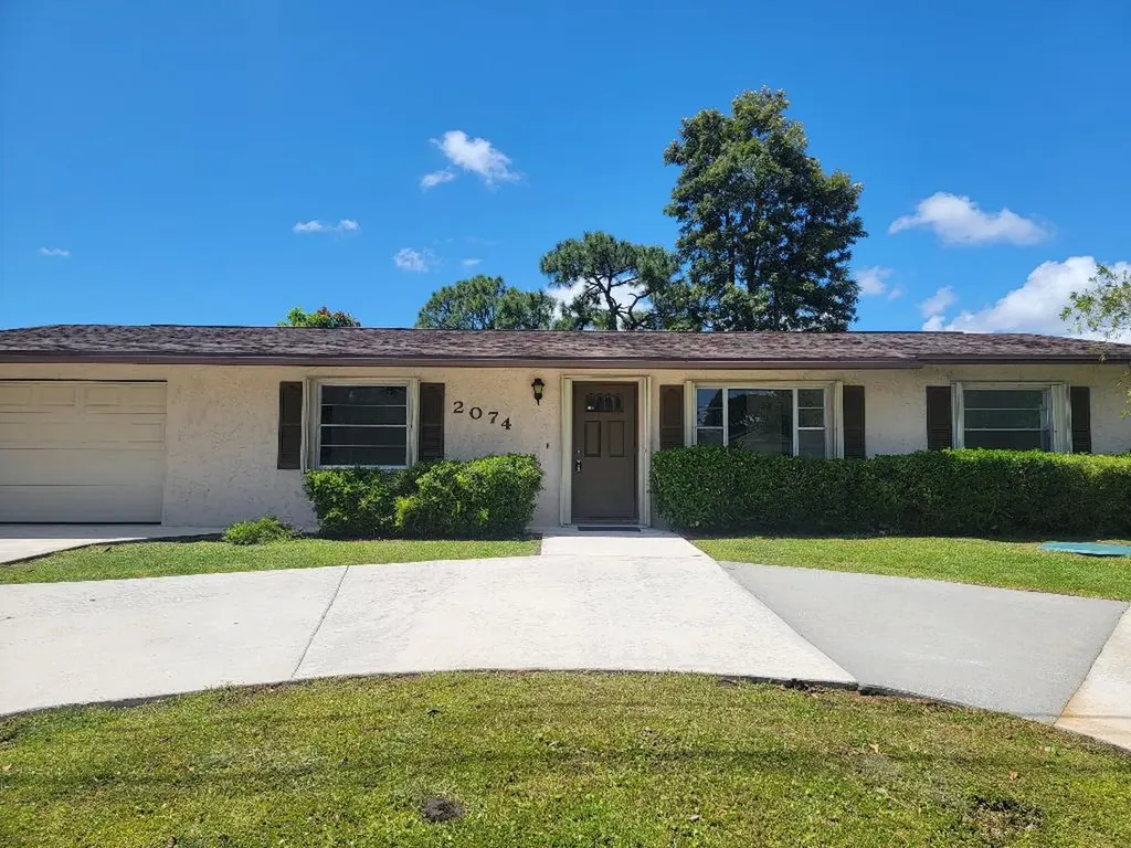 2074 SW Airoso Boulevard Port St Lucie FL 34984