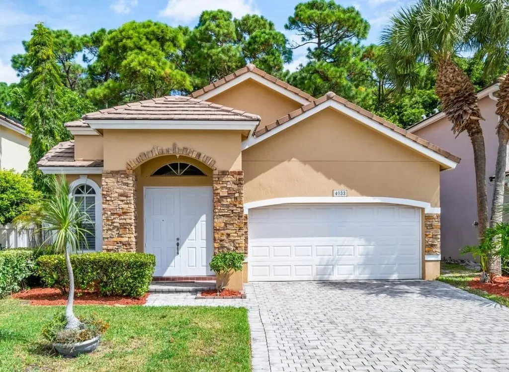 4033 Arthurium Avenue Lake Worth FL 33462