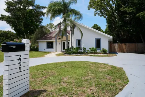 2225 Cortez Avenue Vero Beach FL 32960
