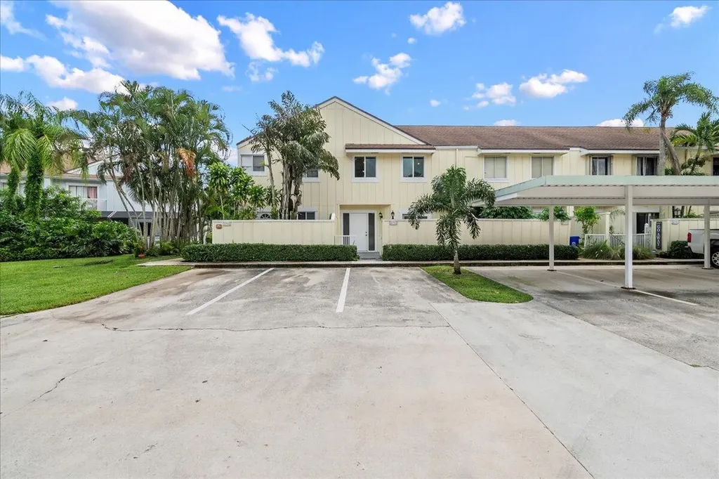6175 Riverwalk Lane Jupiter FL 33458