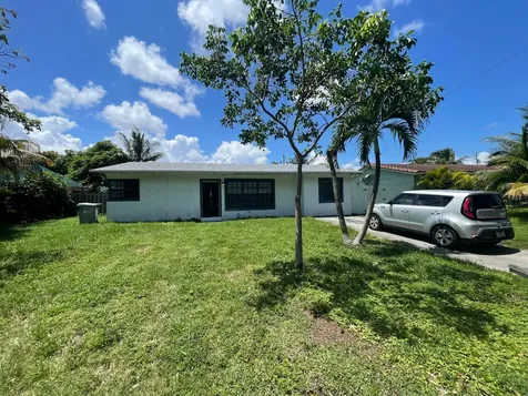 1681 NE 1st Avenue Pompano Beach FL 33060