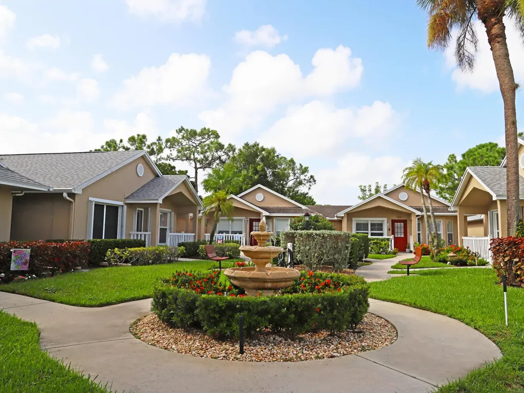 544 NW San Remo Circle Port St Lucie FL 34986