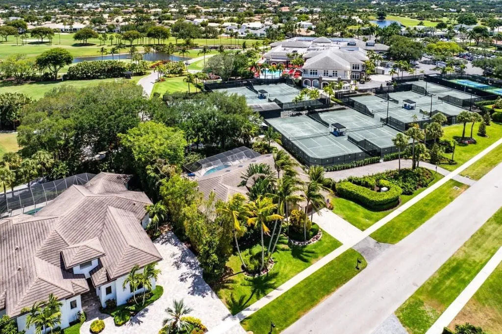 4590 Live Oak Boulevard Delray Beach FL 33445