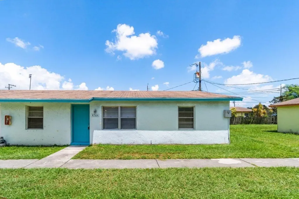 4784 Gulfstream Road Lake Worth FL 33461