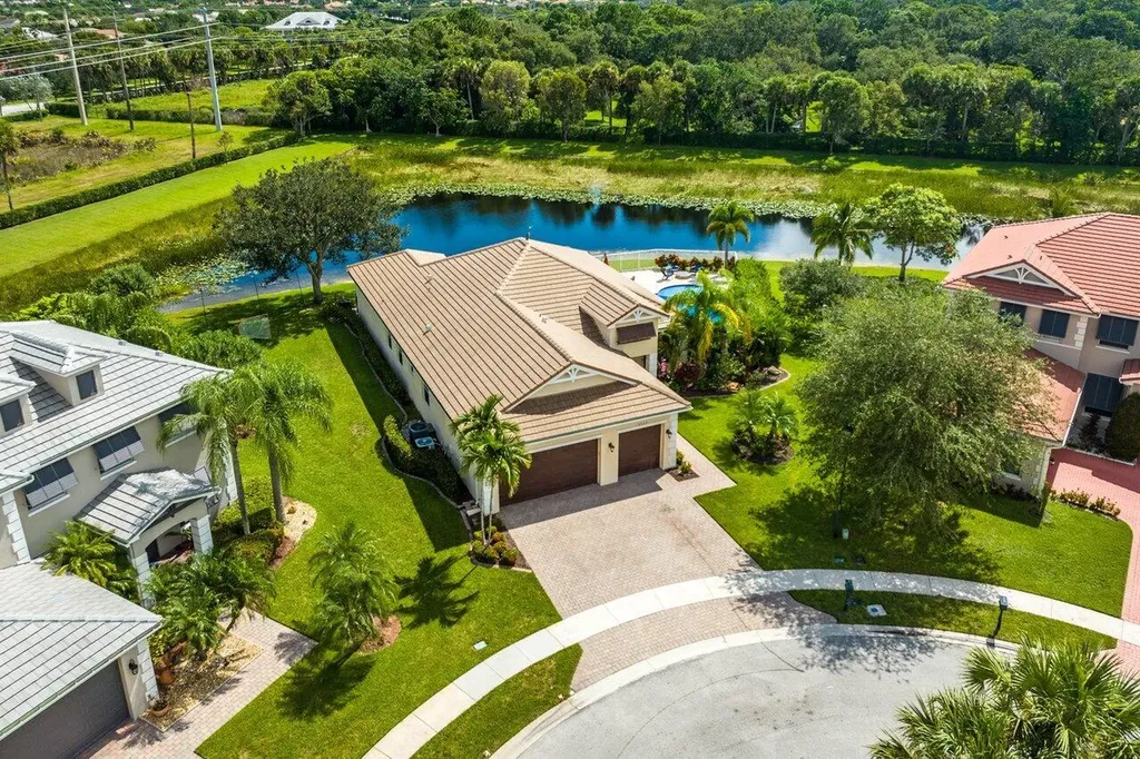 8923 New Hope Court Royal Palm Beach FL 33411