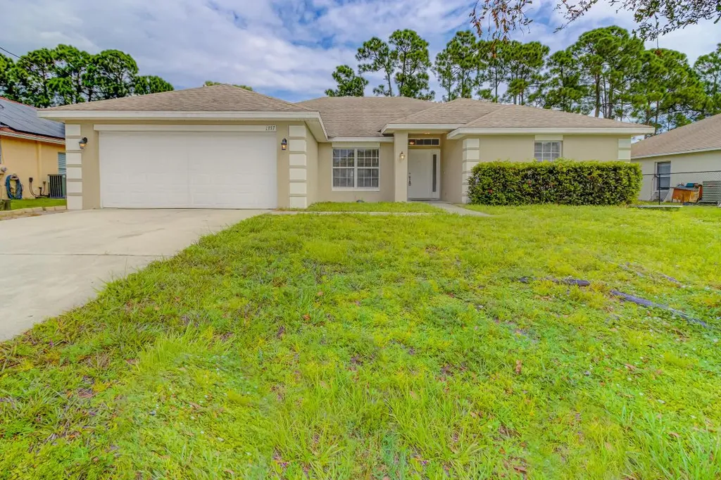 1337 SW Ingrassina Avenue Port St Lucie FL 34953
