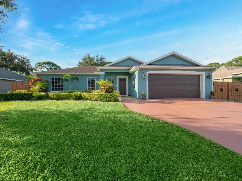 521 SE Voltair Terrace Port St Lucie FL 34983