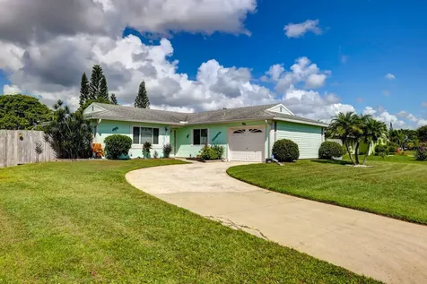 2376 SE Holland Street Port St Lucie FL 34952