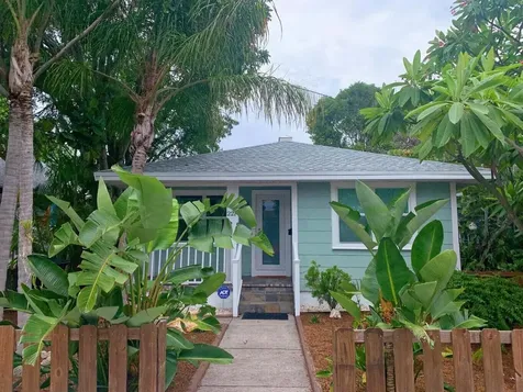 221 S M Street Lake Worth Beach FL 33460