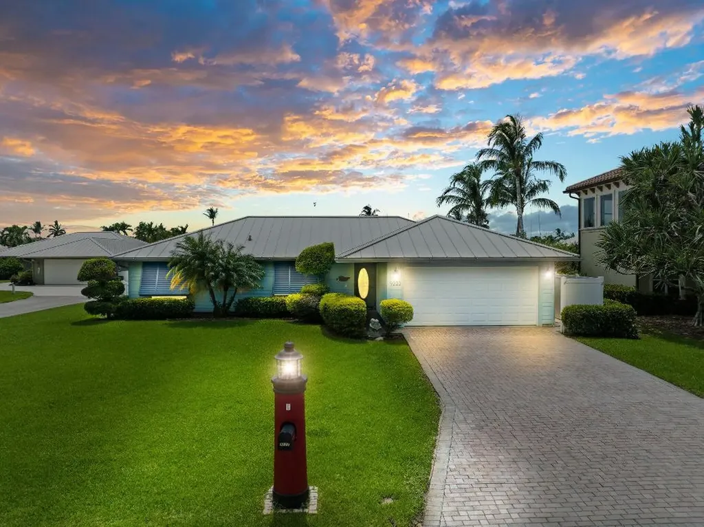 9222 SE Yardarm Terrace Hobe Sound FL 33455