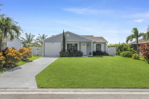 5400 Courtney Circle Boynton Beach FL 33472