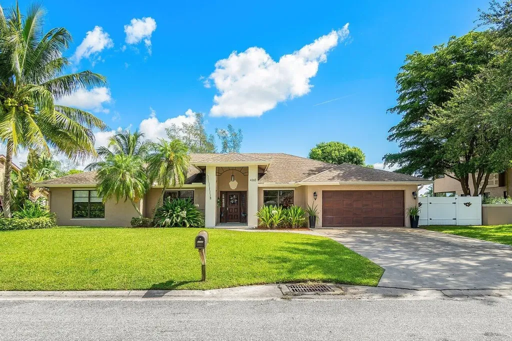 4365 Caryota Drive Boynton Beach FL 33436