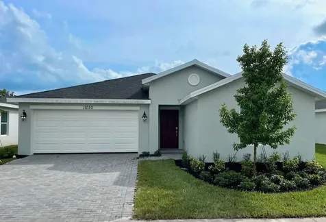 11050 NW Pondside Lane Port St Lucie FL 34987
