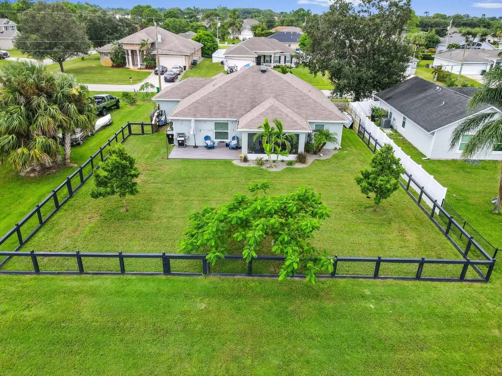 224 SW Ridgecrest Drive Port St Lucie FL 34953