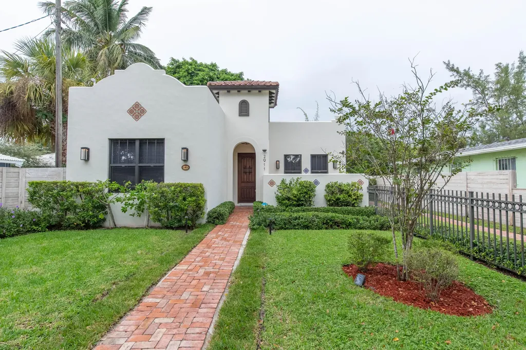 2911 Poinsettia Avenue West Palm Beach FL 33407