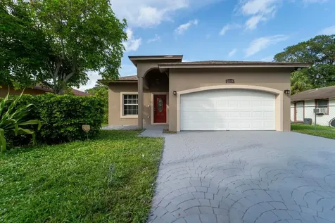 2141 NW 2nd Street Pompano Beach FL 33069