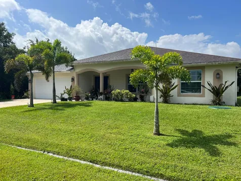 6220 NW Sayers Avenue Port St Lucie FL 34983