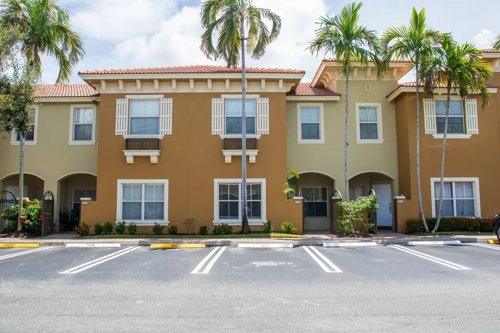 112 Lake Monterey Circle Boynton Beach FL 33426