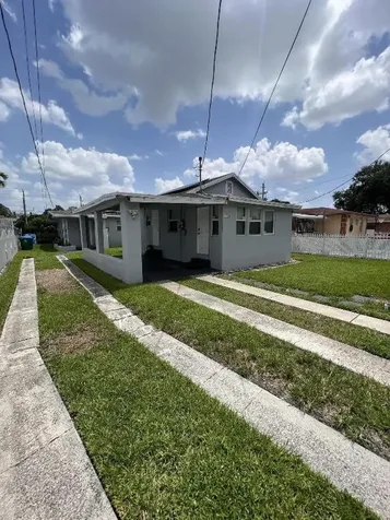 1524 NW 42nd Street Miami FL 33142