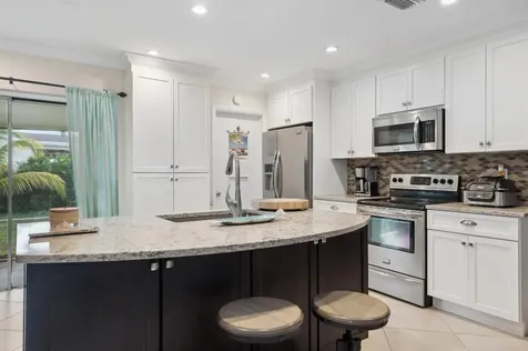 2720 SW 11th Court Boynton Beach FL 33426