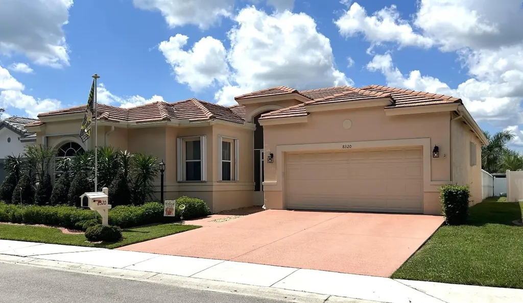 8320 Lake Cypress Road Lake Worth FL 33467