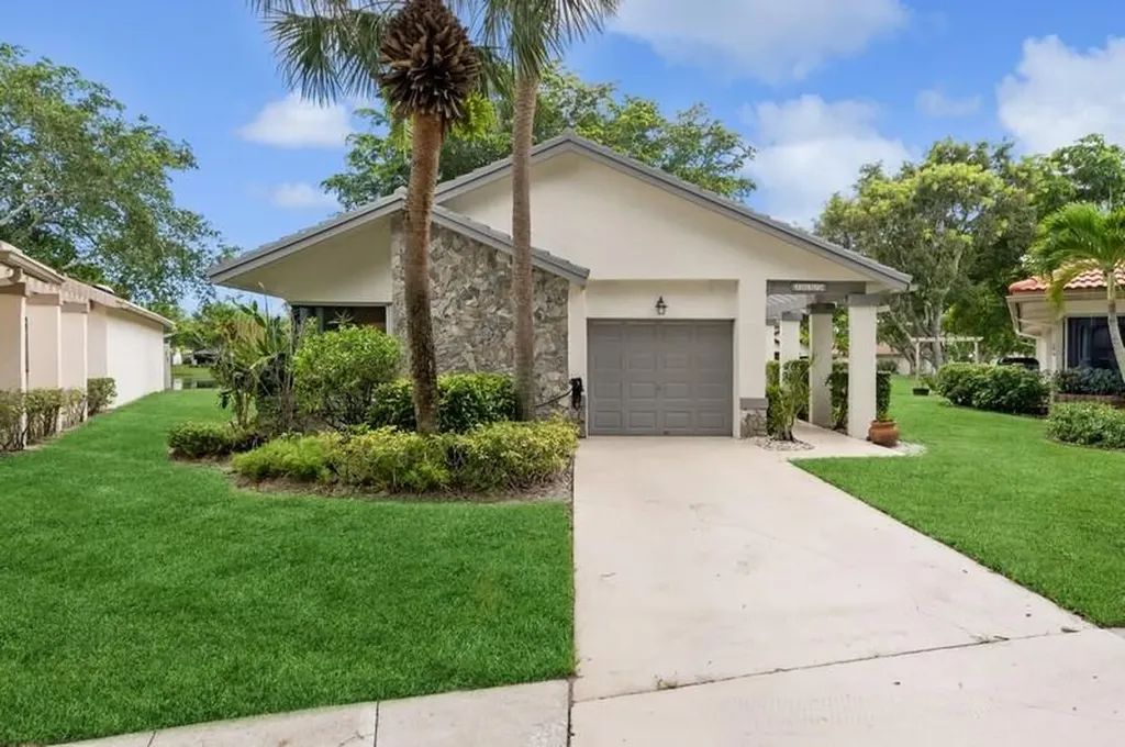 10578 Fern Tree Way Boynton Beach FL 33436