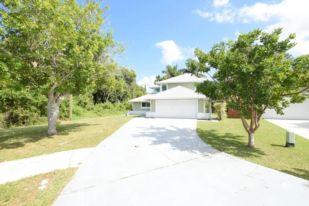 6601 SE Amyris Court Stuart FL 34997