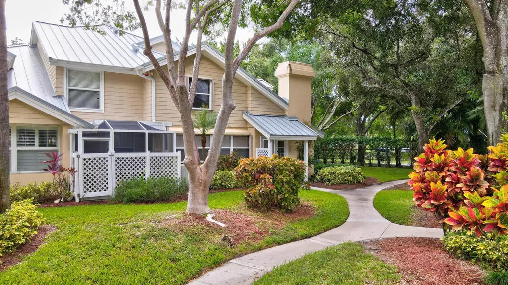 304 Andover Court Boynton Beach FL 33436
