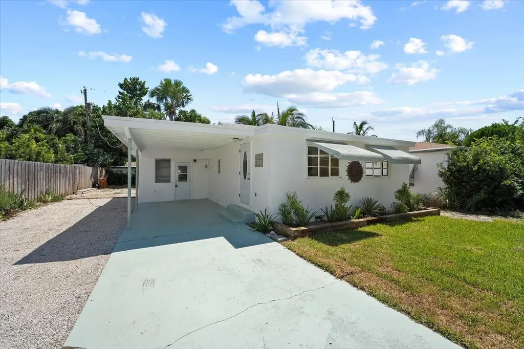 7936 Terrace Road Lantana FL 33462