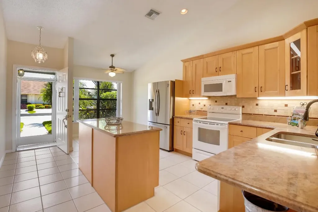 12267 Forest Greens Drive Boynton Beach FL 33437