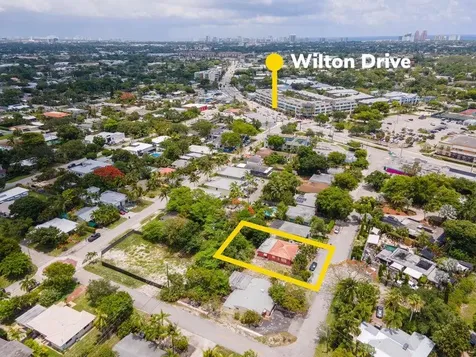317 NE 21st Street Wilton Manors FL 33305