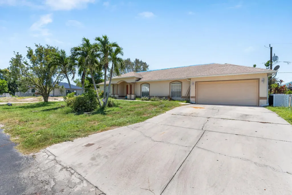 16090 Carver Gardens Drive Fort Myers FL 33908