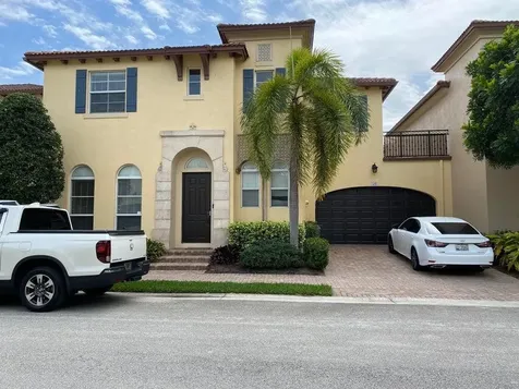 56 Via Poinciana Lane Boca Raton FL 33487