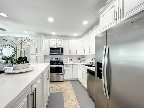 1895 NE 154th Street North Miami Beach FL 33162