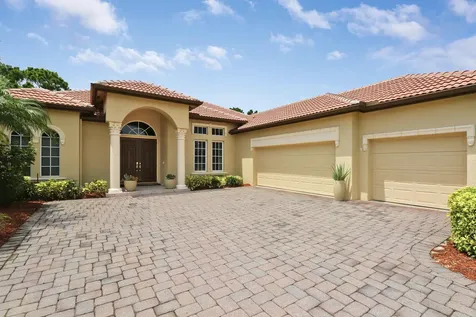 874 SW Grand Reserves Boulevard Port St Lucie FL 34986