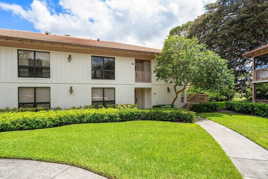 160 Brackenwood Road Palm Beach Gardens FL 33418