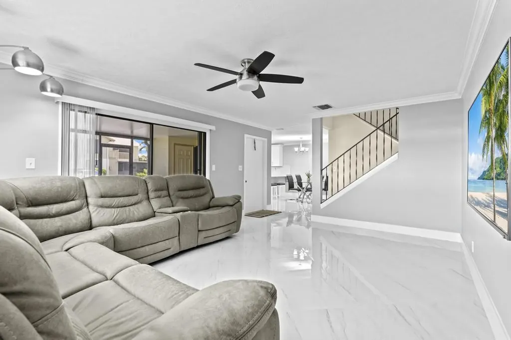 7303 SE Concord Place Hobe Sound FL 33455