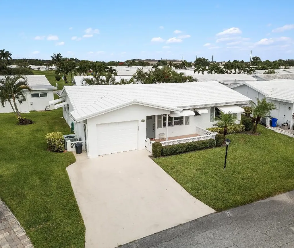 1713 SW 19th Court Boynton Beach FL 33426