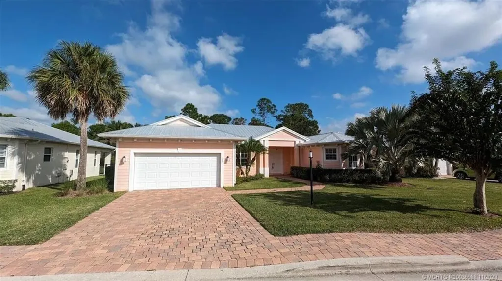 155 SW Cocoloba Way Stuart FL 34997