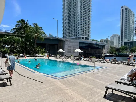 2602 E Hallandale Beach Boulevard Hallandale Beach FL 33009