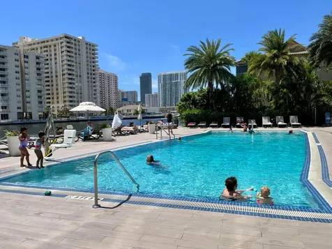 2602 E Hallandale Beach Boulevard Hallandale Beach FL 33009