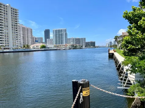 2602 E Hallandale Beach Boulevard Hallandale Beach FL 33009