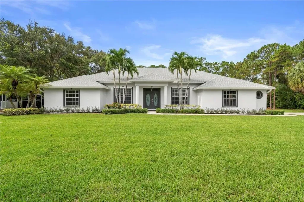 12922 77th Place N The Acreage FL 33412