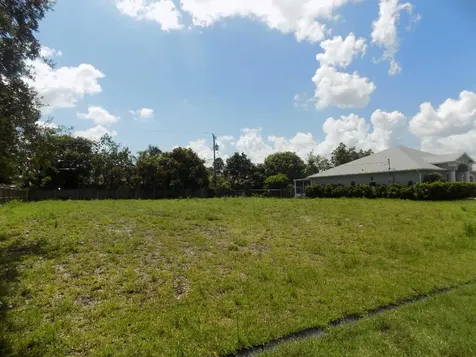 3174 SW Cathedral Street Port St Lucie FL 34953