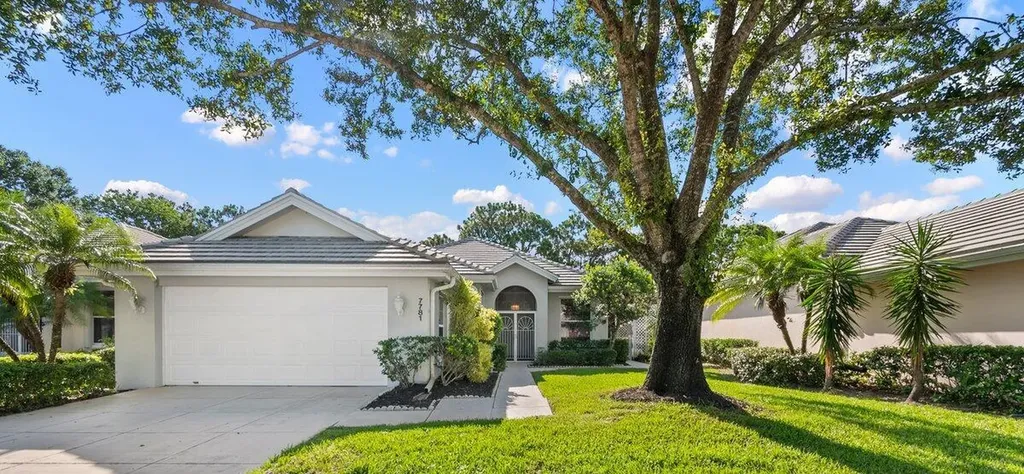 7781 SE Bay Cedar Circle Hobe Sound FL 33455