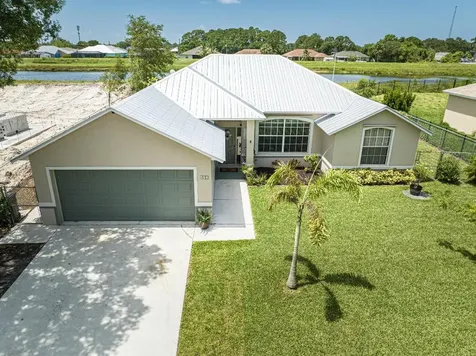 672 SW Aster Road Port St Lucie FL 34953