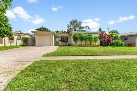 7471 Lincoln Street Hollywood FL 33024