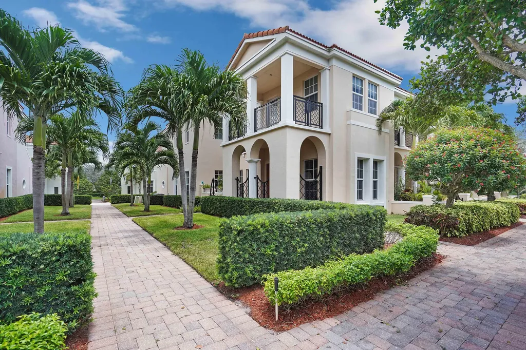 798 NW 83rd Lane Boca Raton FL 33487